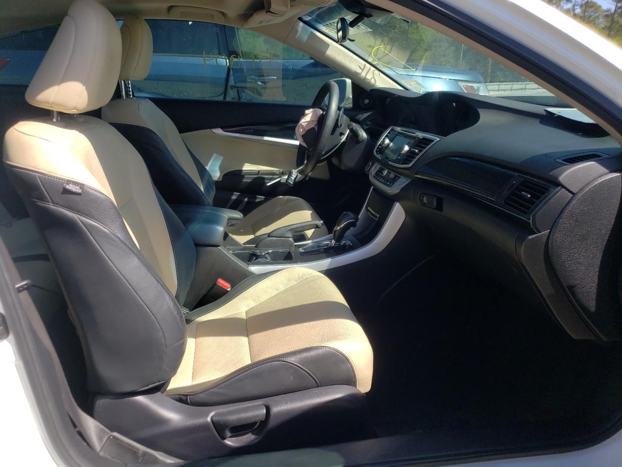 Photo 5 from auction – 2013 HONDA ACCORD with VIN 1HGCT1B82DA008518