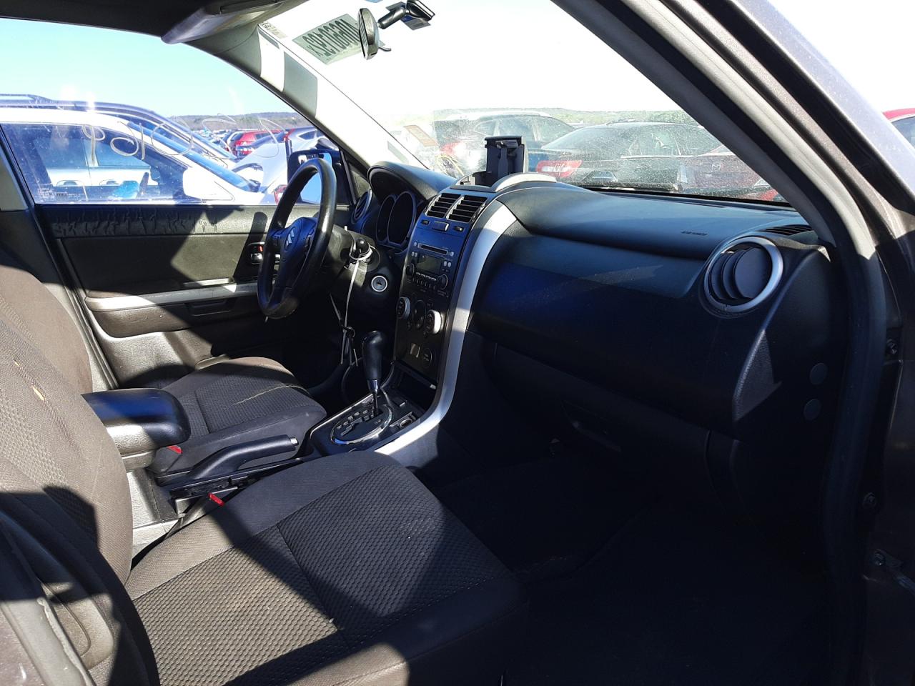 Photo 5 from auction – 2011 SUZUKI GRAND VITA with VIN JS3TE0D2XB4100243
