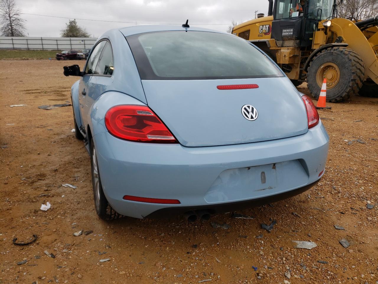 Photo 3 from auction – 2015 VOLKSWAGEN BEETLE 1.8 with VIN 3VWF17AT8FM650707