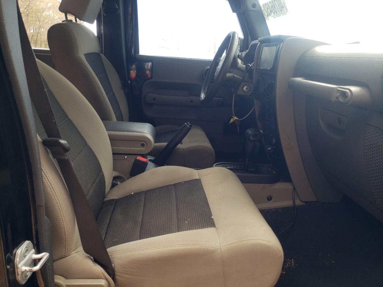 Photo 5 from auction – 2010 JEEP WRANGLER U with VIN 1J4BA3H17AL163064