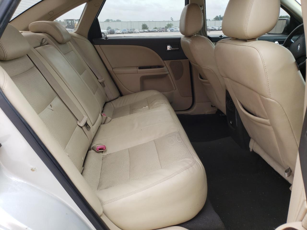 Photo 6 from auction – 2008 FORD TAURUS LIM with VIN 1FAHP25W78G132592
