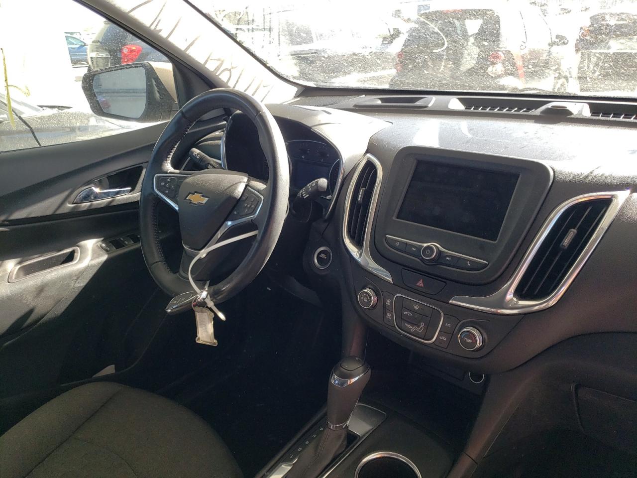 Photo 9 from auction – 2019 CHEVROLET EQUINOX LT with VIN 2GNAXJEV2K6268821