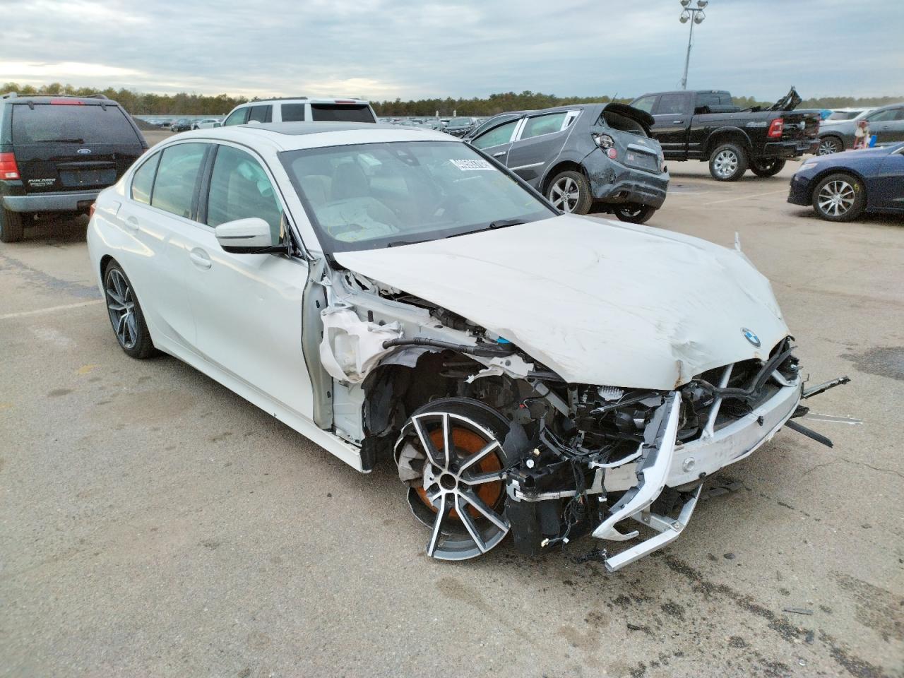 Photo 1 from auction – 2020 BMW 330I with VIN 3MW5R1J09L8B07572