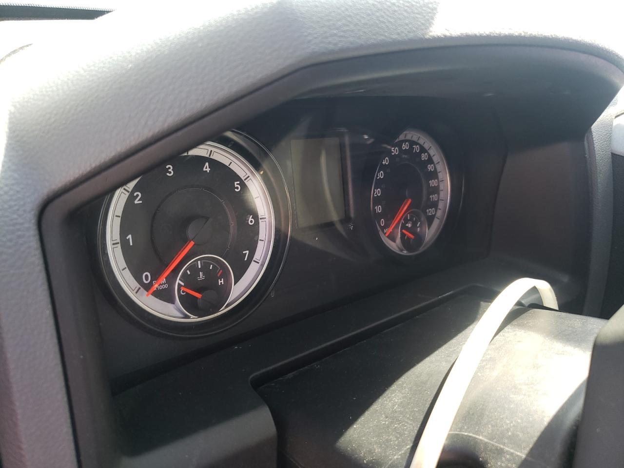 Photo 8 from auction – 2015 RAM 1500 ST with VIN 1C6RR7KT5FS689664