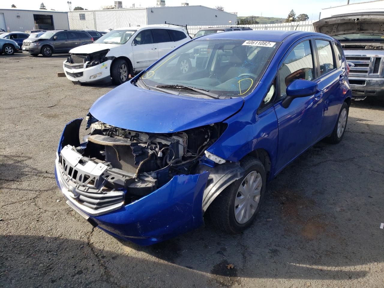 Photo 2 from auction – 2015 NISSAN VERSA NOTE with VIN 3N1CE2CP5FL435047
