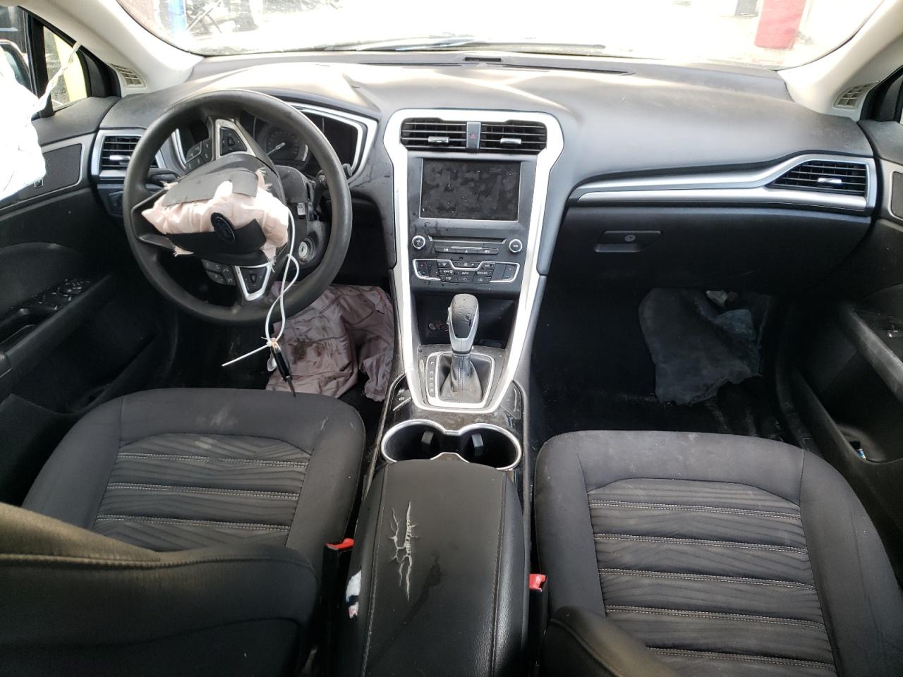 Photo 9 from auction – 2016 FORD FUSION SE with VIN 3FA6P0H71GR403220