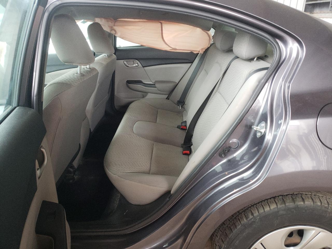 Photo 6 from auction – 2015 HONDA CIVIC LX with VIN 19XFB2F51FE271488