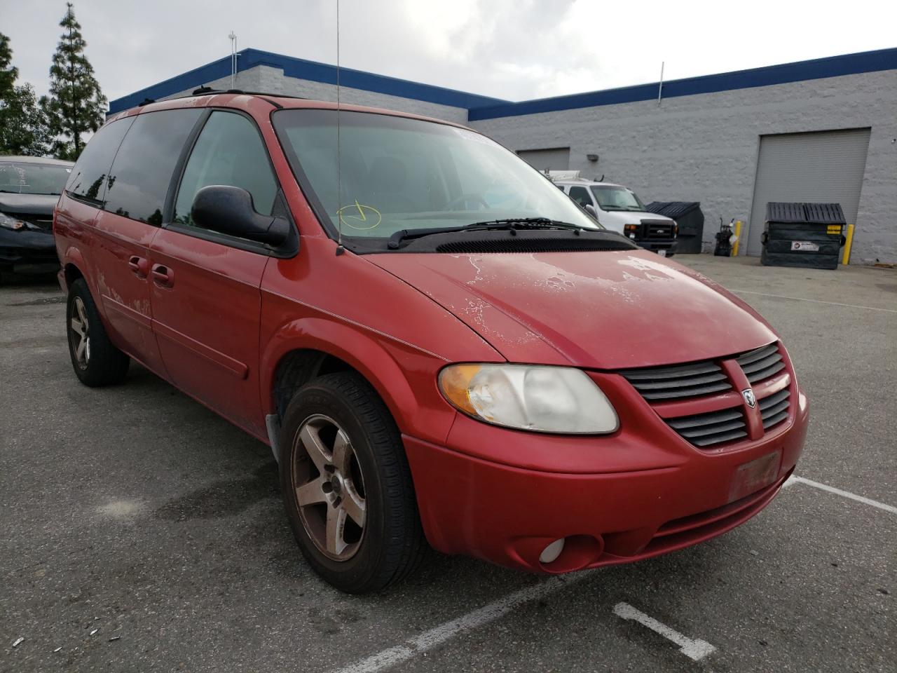 DODGE CARAVAN 2006 with VIN 2D4GP44LX6R607479 - Photo from auction