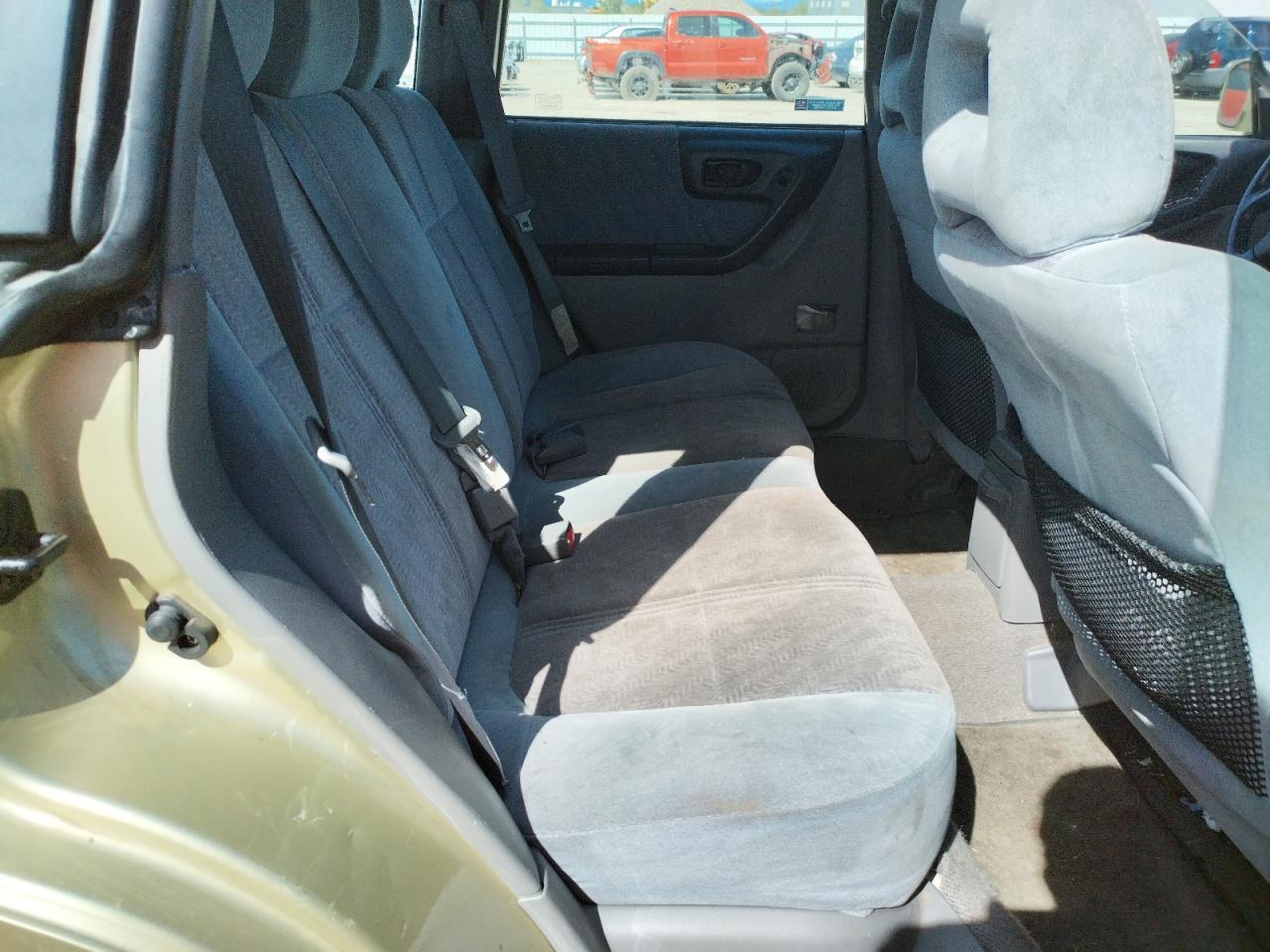 Photo 6 from auction – 2001 SUBARU FORESTER S with VIN JF1SF65571H709743