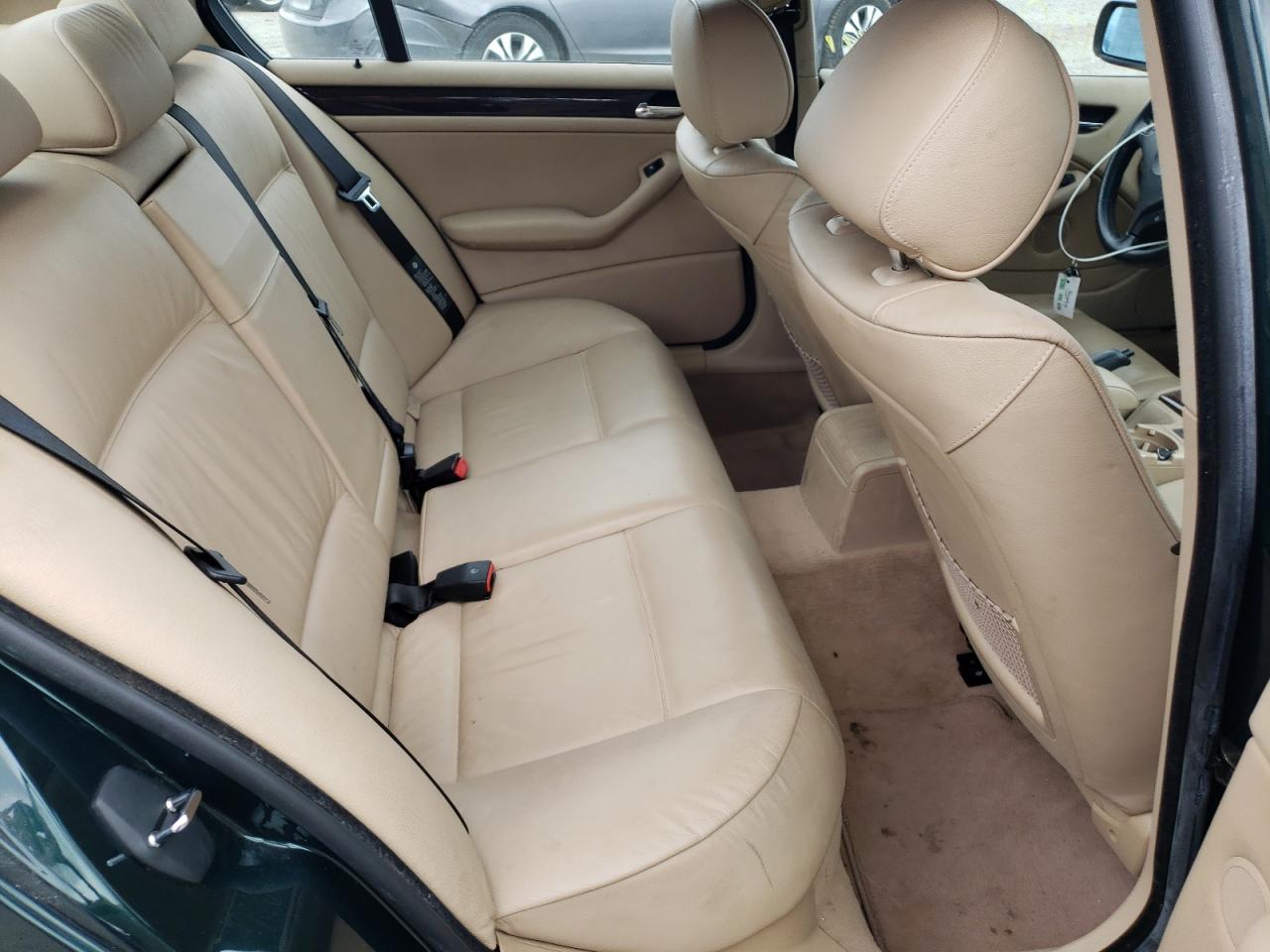 Photo 6 from auction – 2004 BMW 325 I with VIN WBAEV33494KR28288