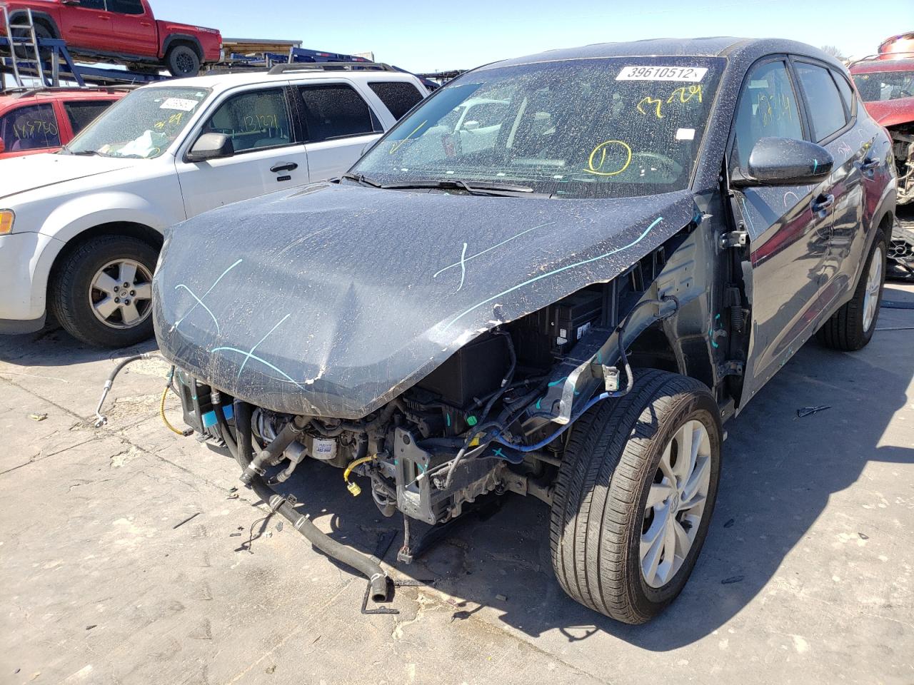 Photo 2 from auction – 2019 HYUNDAI TUCSON SE with VIN KM8J2CA44KU872514