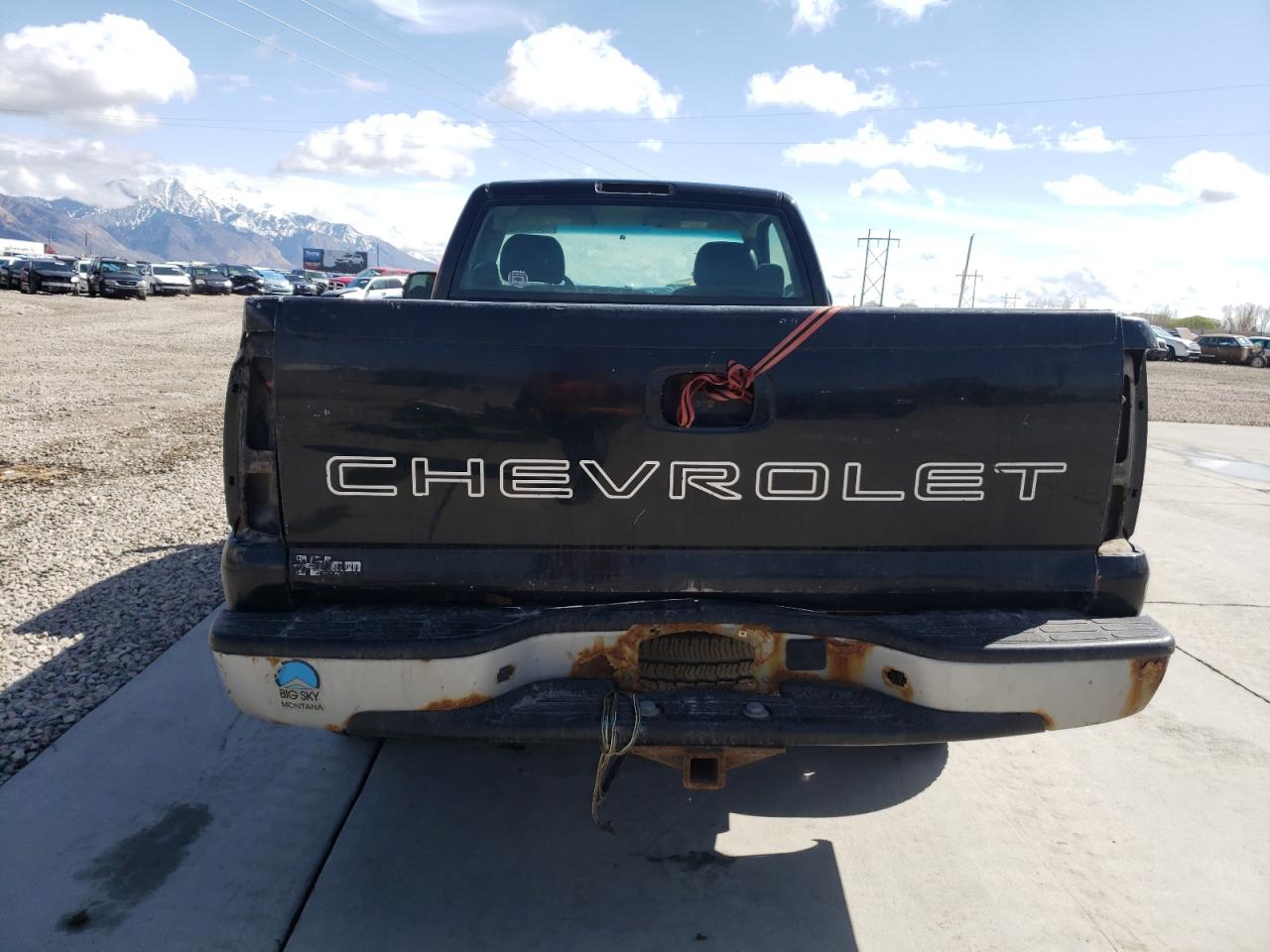 Photo 6 from auction – 2002 CHEVROLET SILVERADO with VIN 1GCEK14W42Z180098