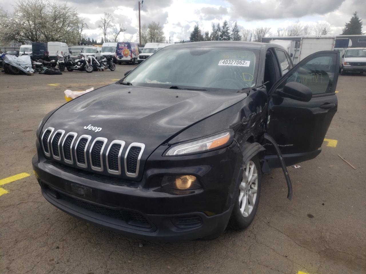 Photo 2 from auction – 2014 JEEP CHEROKEE S with VIN 1C4PJLAB8EW110036