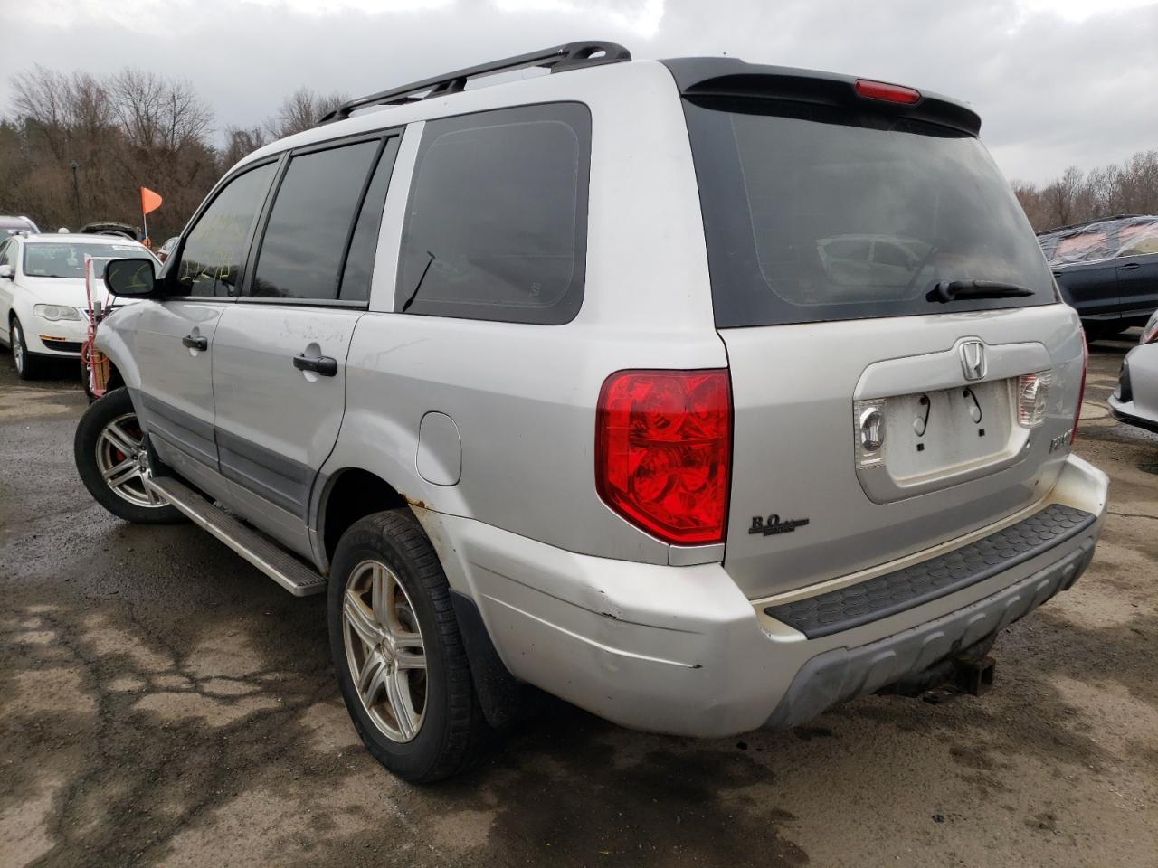 Photo 3 from auction – 2004 HONDA PILOT LX with VIN 2HKYF18164H552633