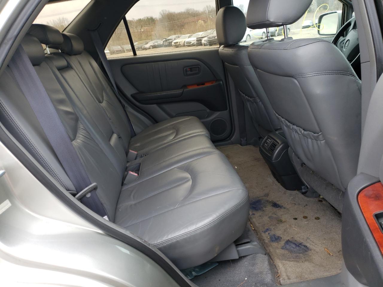 Photo 6 from auction – 2000 LEXUS RX 300 with VIN JT6HF10UXY0161324