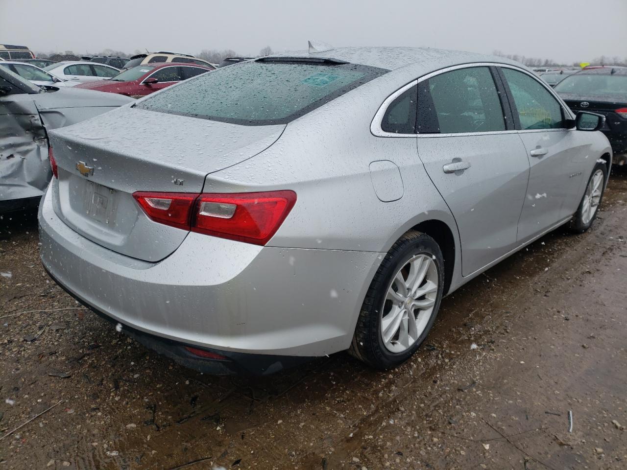 Photo 4 from auction – 2018 CHEVROLET MALIBU LT with VIN 1G1ZD5ST2JF151042
