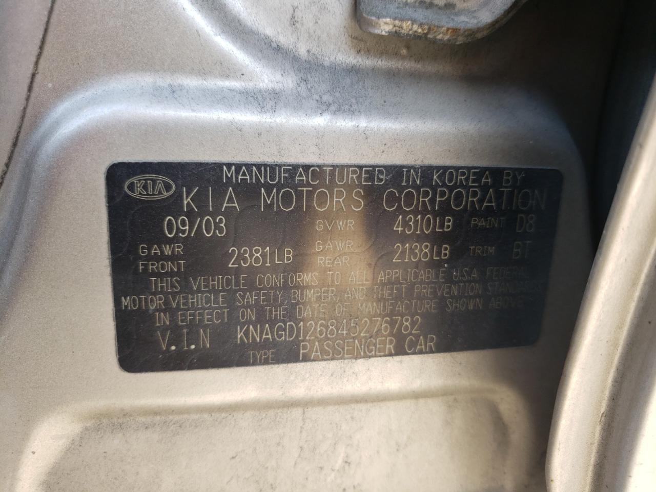 Photo 10 from auction – 2004 KIA OPTIMA LX with VIN KNAGD126845276782