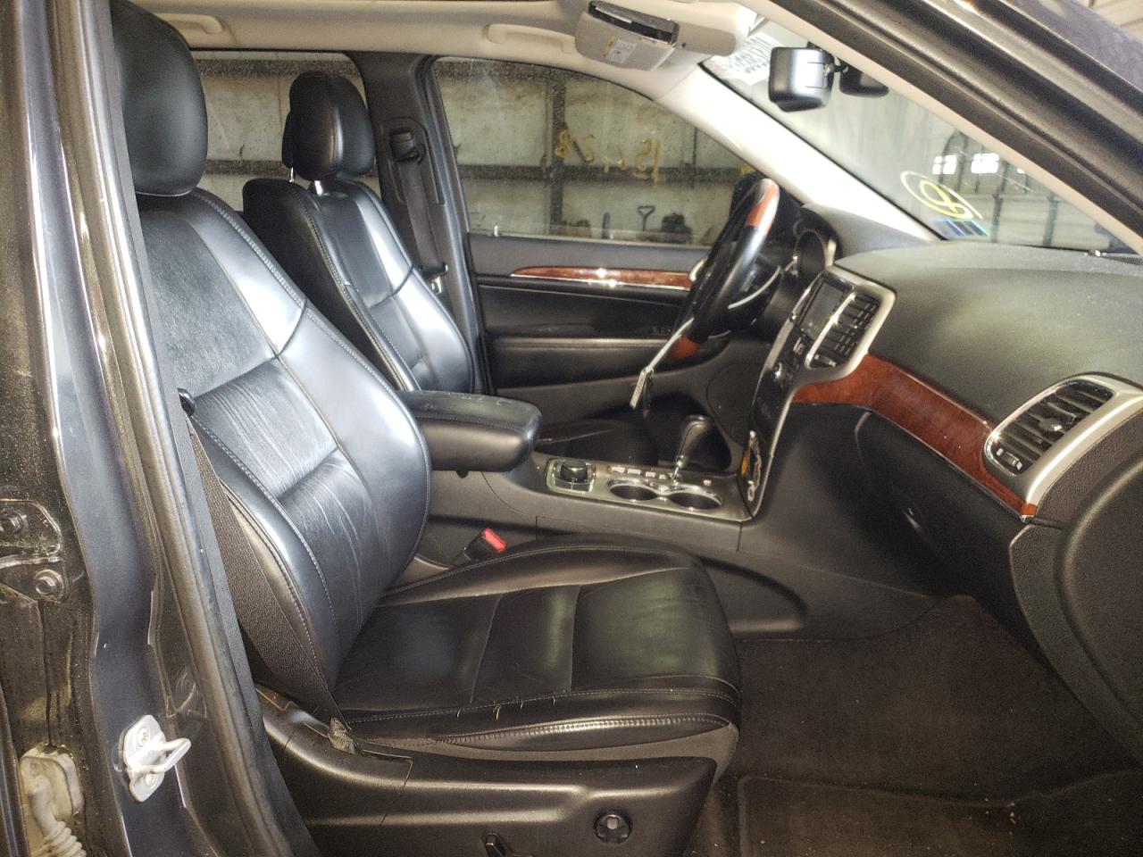 Photo 5 from auction – 2011 JEEP GRAND CHER with VIN 1J4RR5GT6BC551961