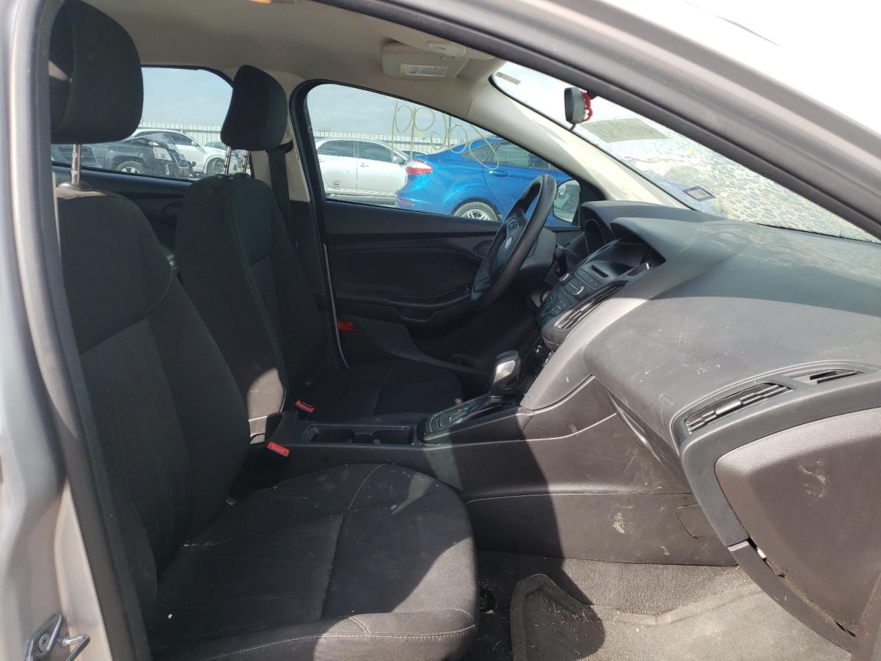 Photo 5 from auction – 2017 FORD FOCUS S with VIN 1FADP3E28HL307828