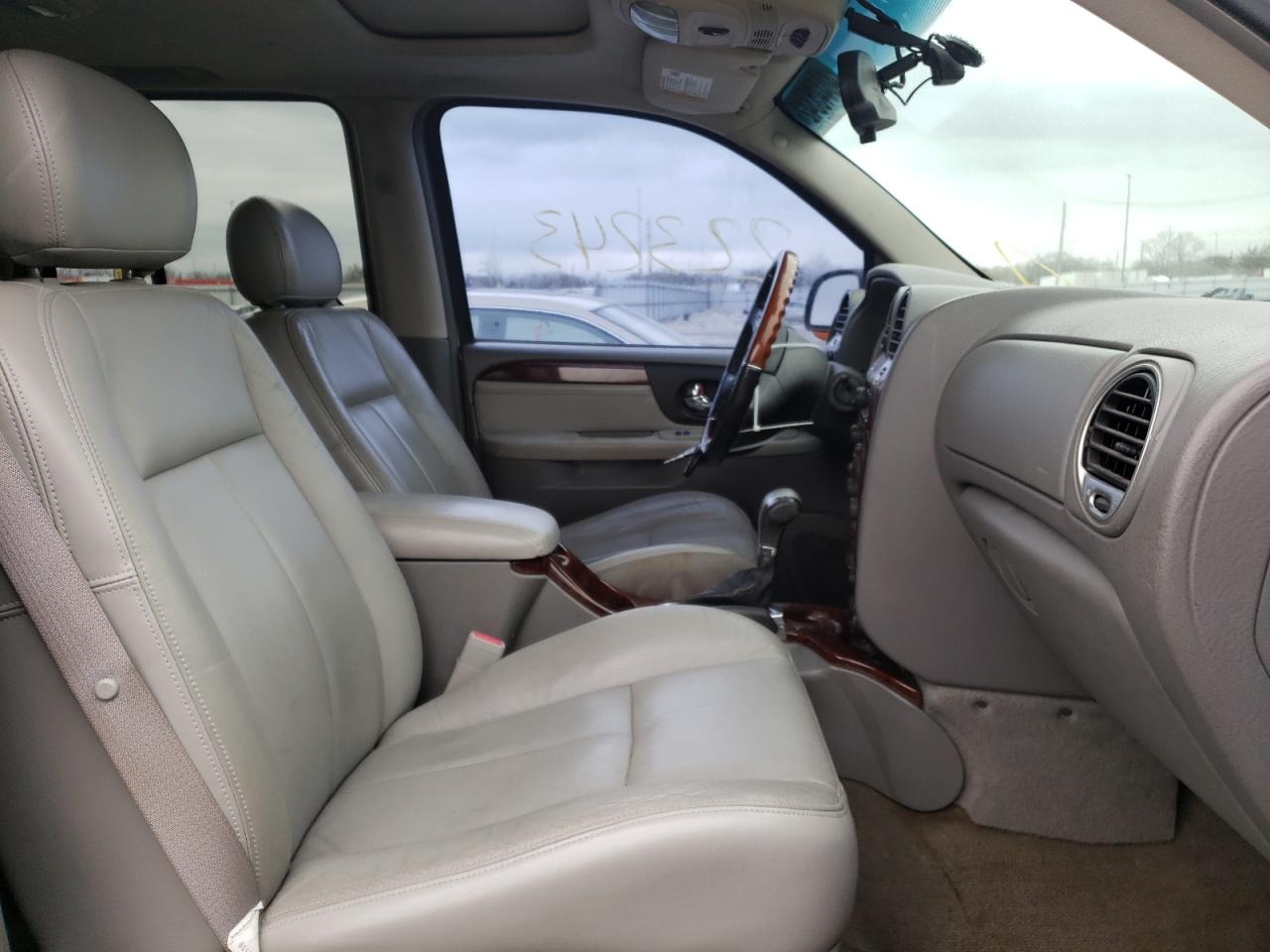 Photo 5 from auction – 2005 GMC ENVOY DENA with VIN 1GKET63M152322449