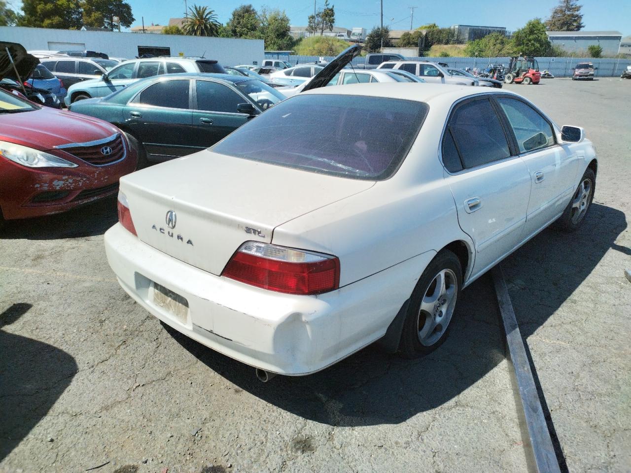 Photo 4 from auction – 2002 ACURA 3.2TL with VIN 19UUA56692A043984