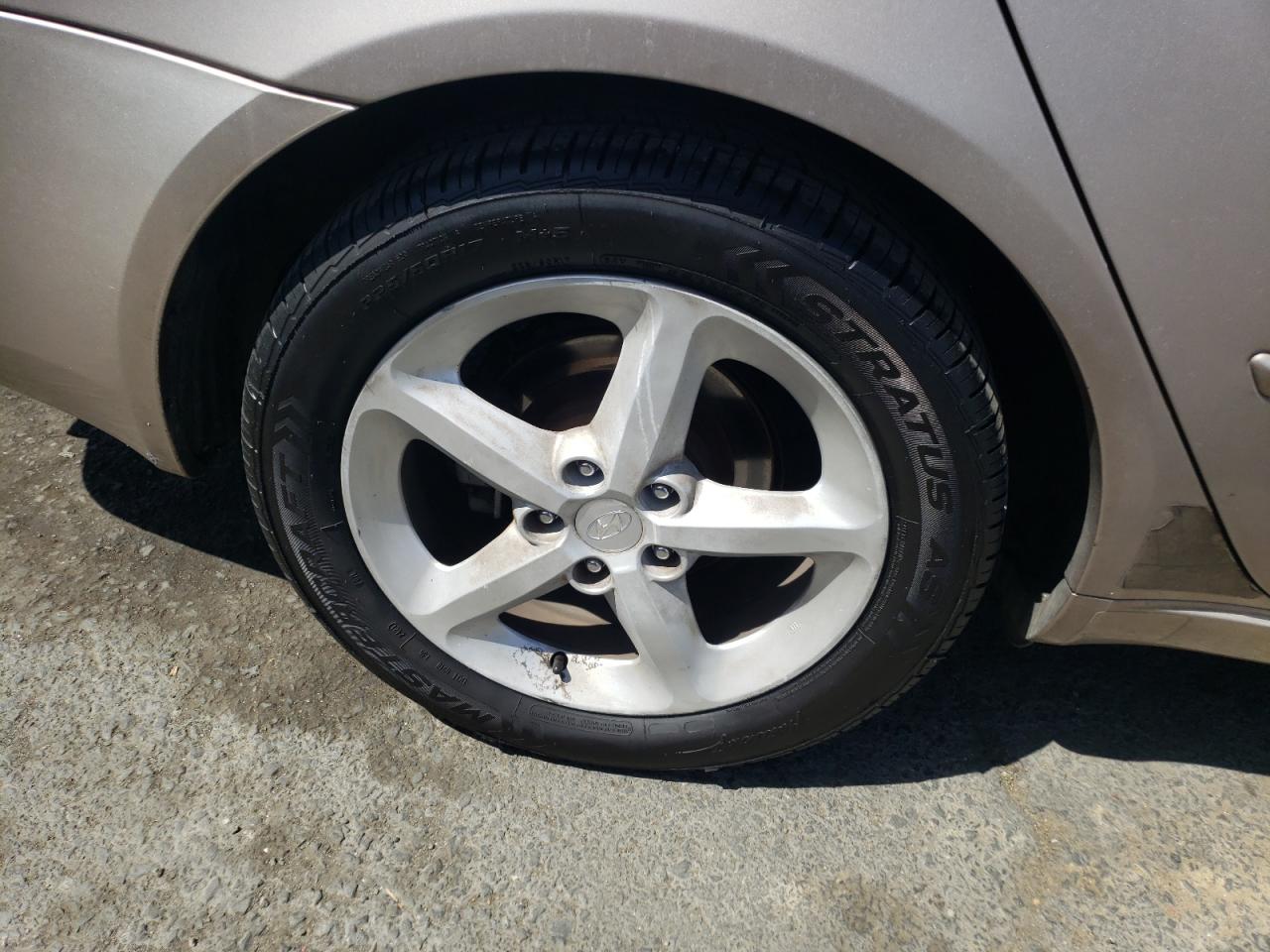 Photo 9 from auction – 2006 HYUNDAI SONATA with VIN 5NPEU46F16H100195