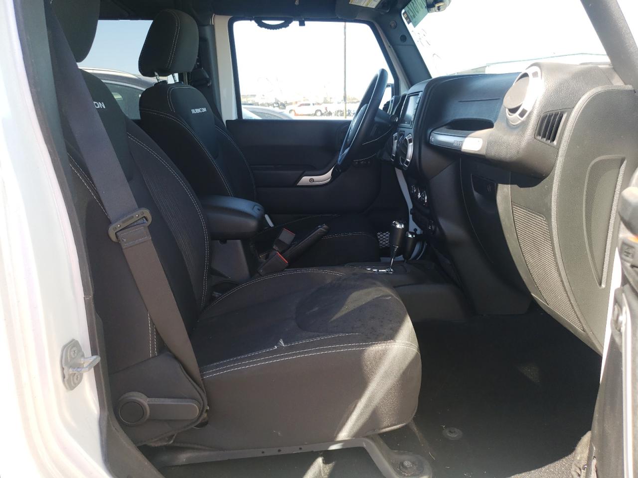 Photo 5 from auction – 2015 JEEP WRANGLER U with VIN 1C4BJWFG1FL572957