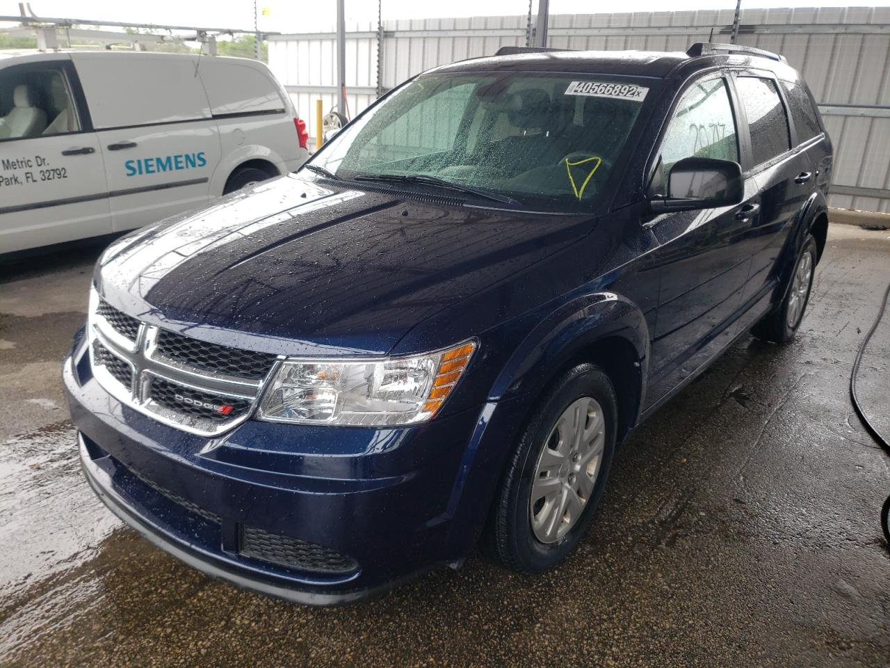Photo 2 from auction – 2018 DODGE JOURNEY SE with VIN 3C4PDCAB4JT520551