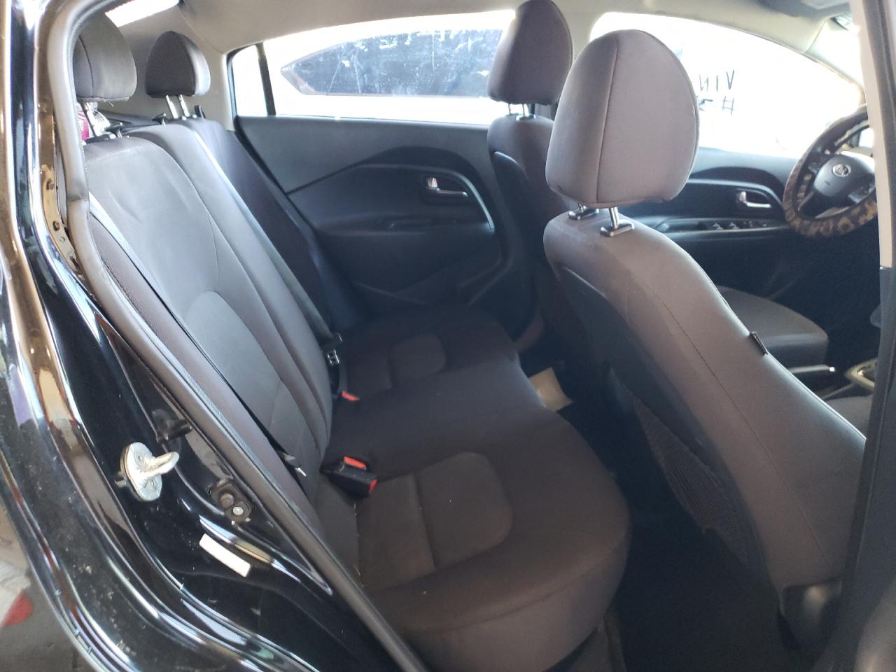 Photo 6 from auction – 2017 KIA RIO LX with VIN KNADM4A33H6050113