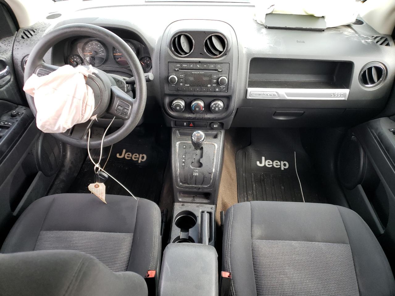 Photo 9 from auction – 2015 JEEP COMPASS SP with VIN 1C4NJCBB3FD139320