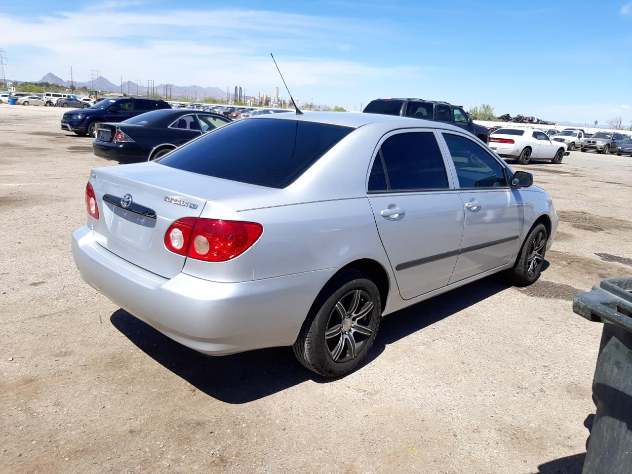 Photo 4 from auction – 2006 TOYOTA COROLLA CE with VIN JTDBR32E260079401
