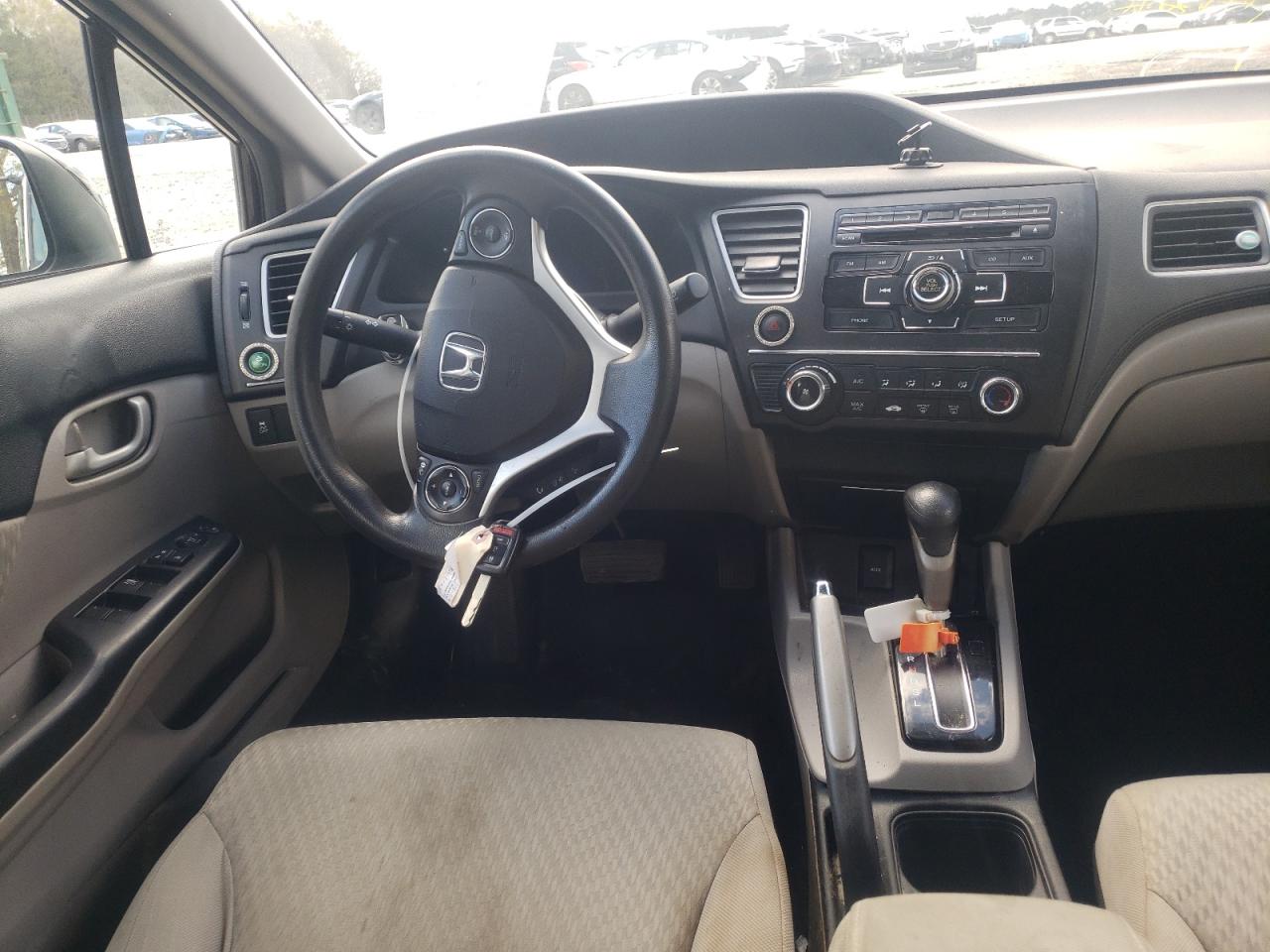 Photo 9 from auction – 2015 HONDA CIVIC LX with VIN 19XFB2F51FE110297
