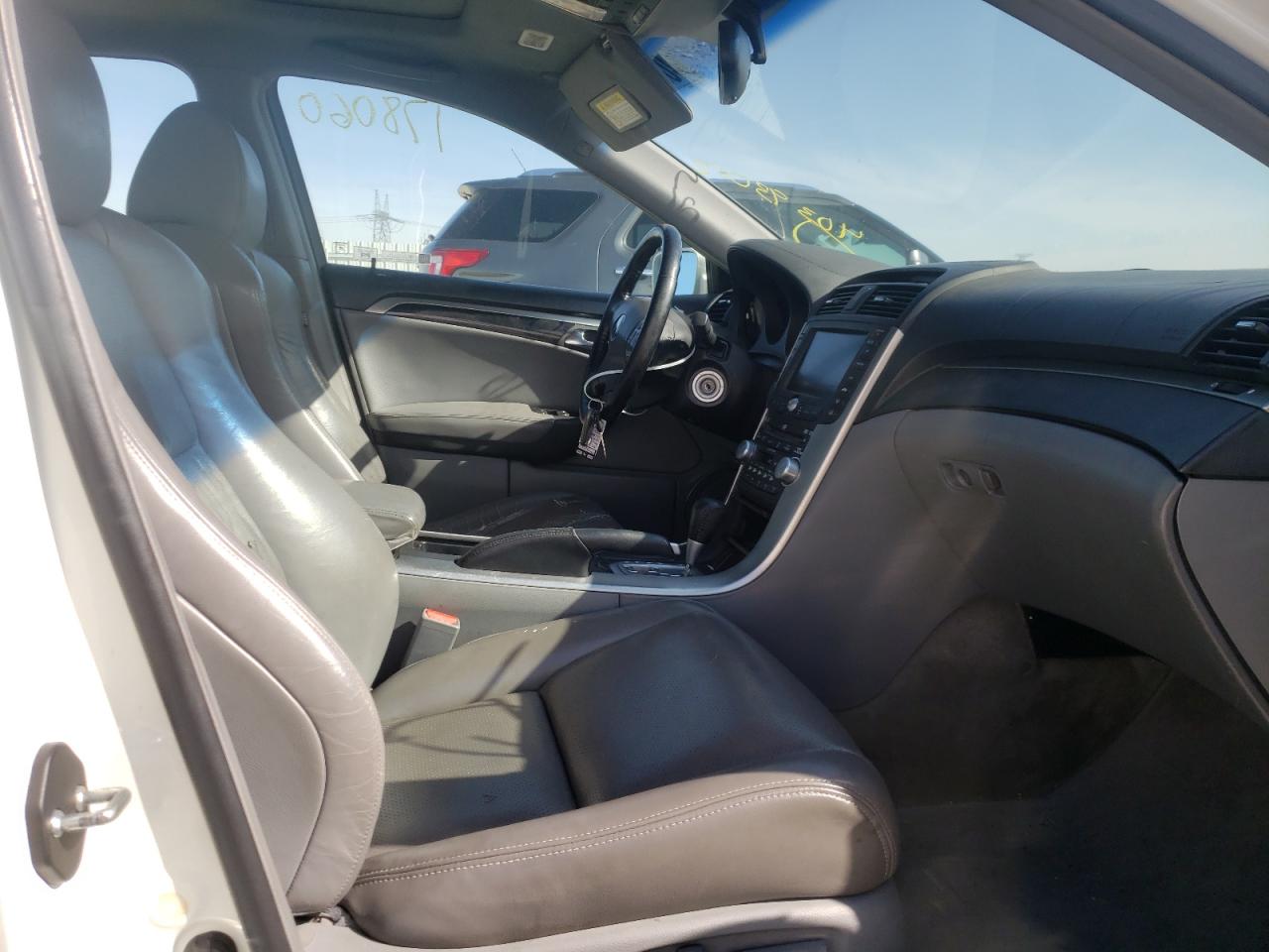Photo 5 from auction – 2004 ACURA TL with VIN 19UUA66204A033771