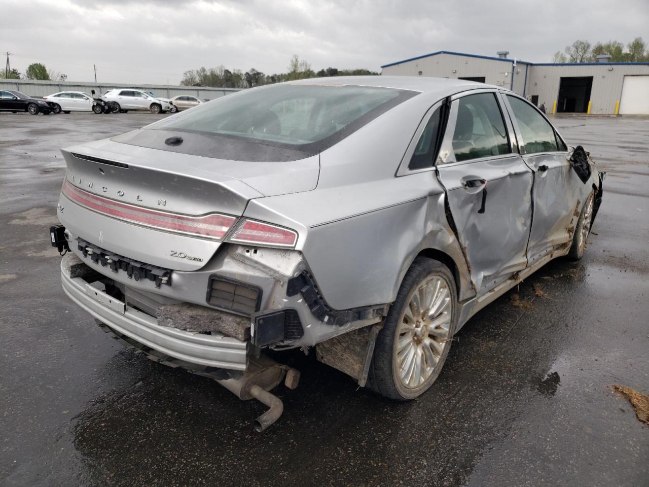 Photo 4 from auction – 2013 LINCOLN MKZ with VIN 3LN6L2G93DR813898