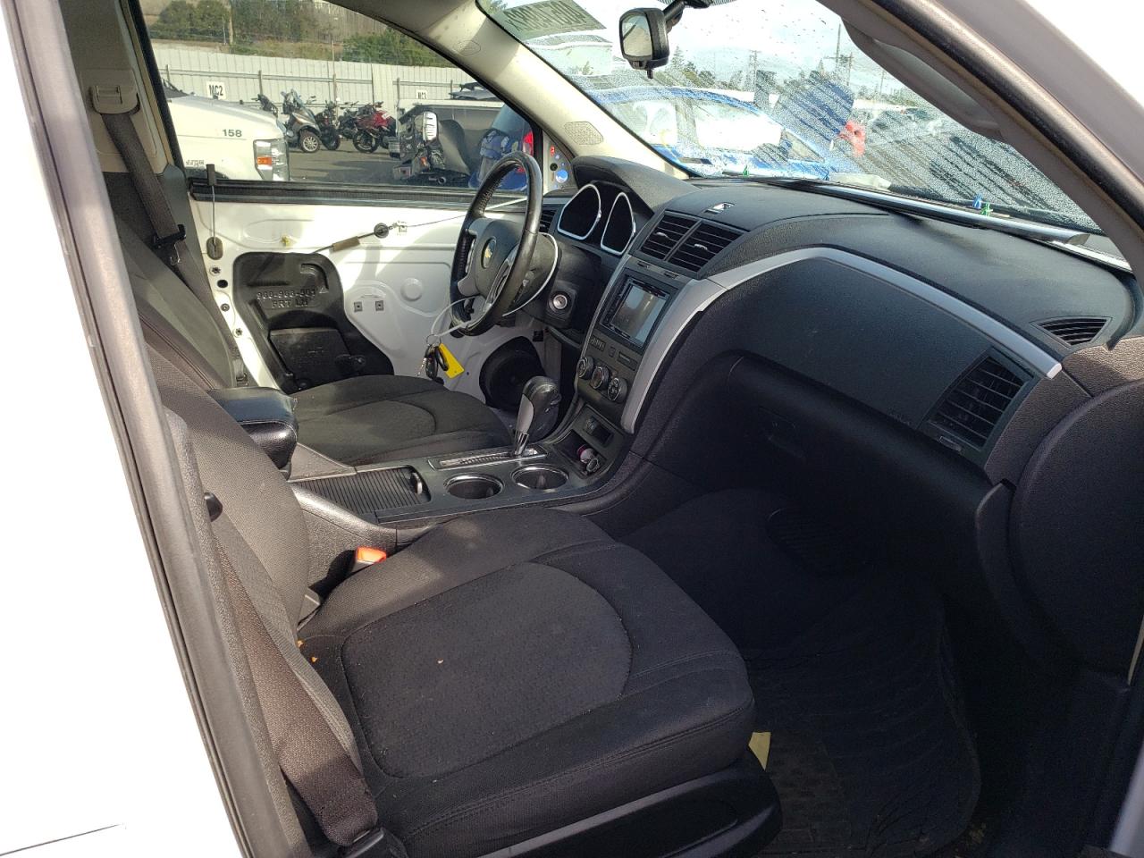 Photo 5 from auction – 2009 CHEVROLET TRAVERSE L with VIN 1GNER23D39S137108