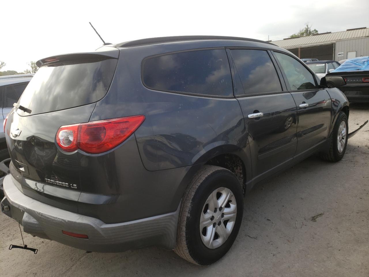 صورة رقم 4 من المزاد - 2011 CHEVROLET TRAVERSE L مع VIN 1GNKRFED6BJ379412
