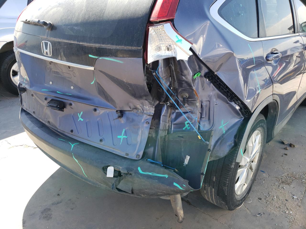 Photo 9 from auction – 2012 HONDA CR-V EX with VIN 3CZRM3H52CG703381