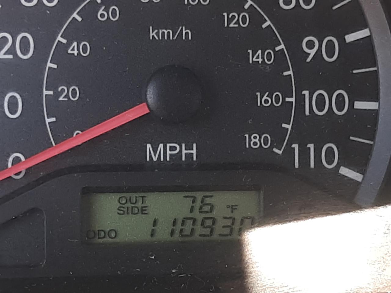 Photo 8 from auction – 2006 TOYOTA COROLLA CE with VIN JTDBR32E260079401