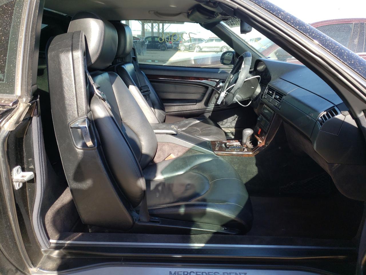 Photo 5 from auction – 2000 MERCEDES-BENZ SL 500 with VIN WDBFA68F6YF190994