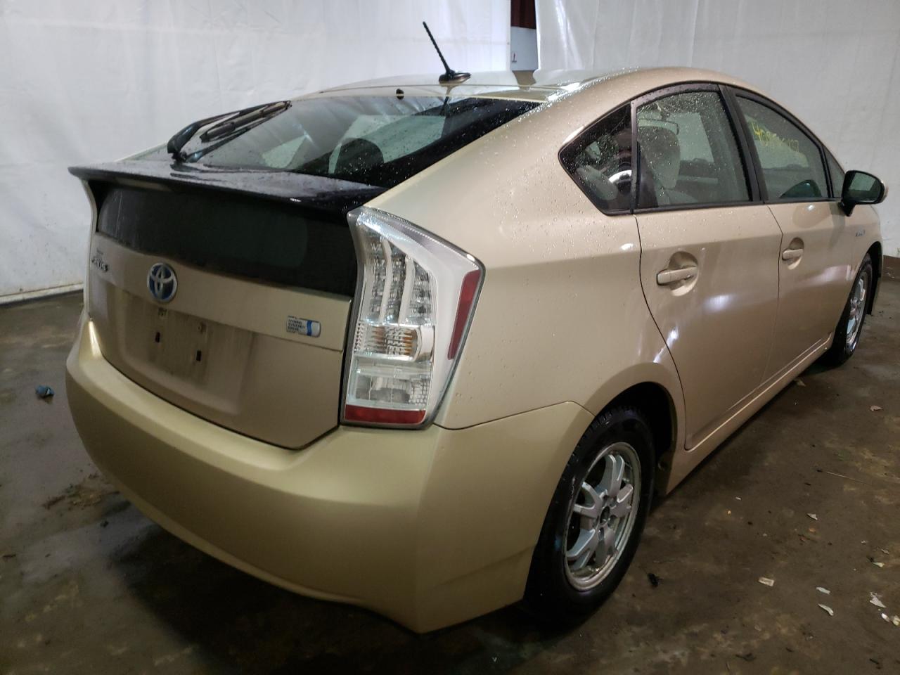 Photo 4 from auction – 2010 TOYOTA PRIUS with VIN JTDKN3DU9A1009719