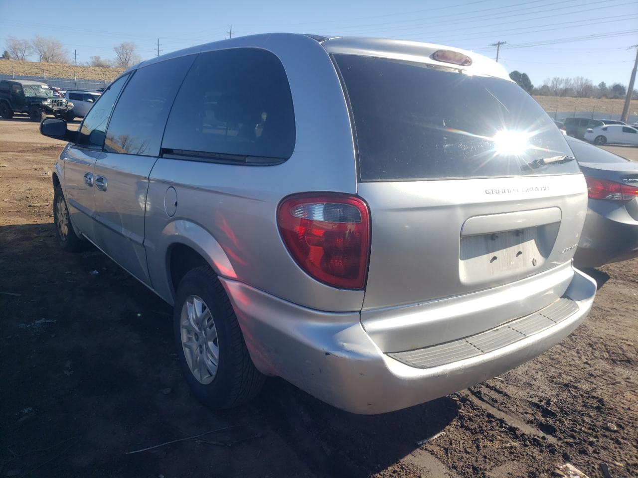 Photo 3 from auction – 2001 DODGE GRAND CARA with VIN 2B4GP44341R275221