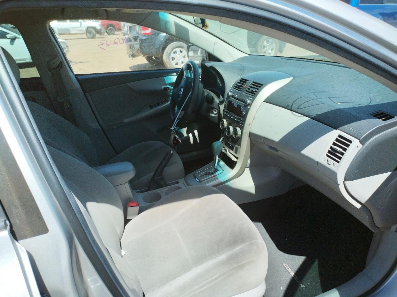 Photo 5 from auction – 2011 TOYOTA COROLLA BA with VIN 2T1BU4EE4BC680387