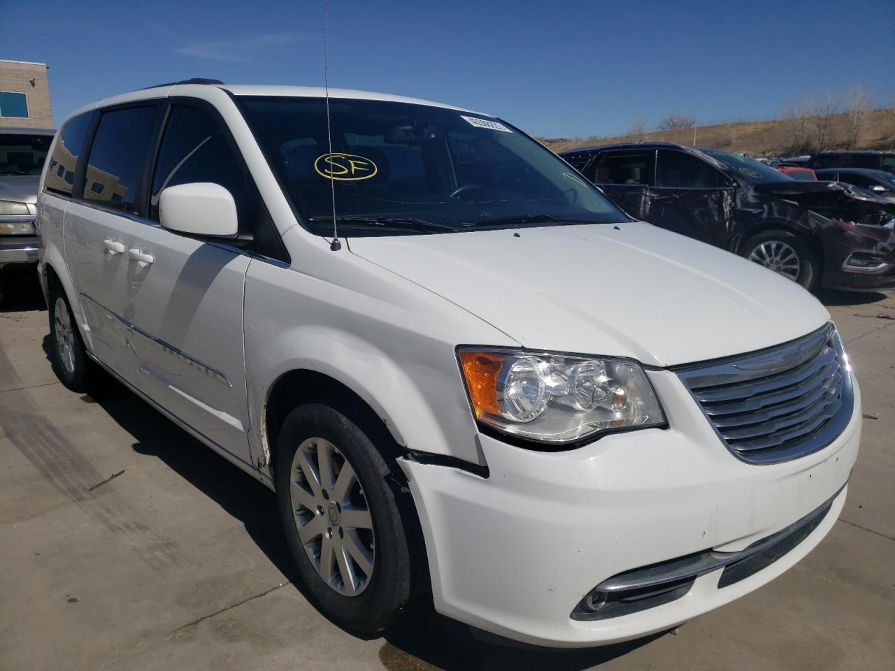CHRYSLER TOWN & COU 2014 with VIN 2C4RC1BG6ER203602 - Photo from auction
