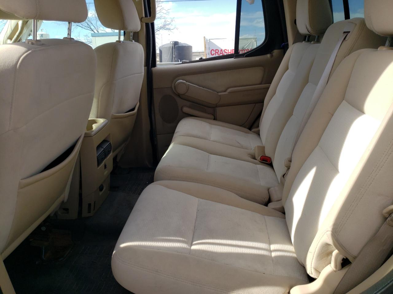 Photo 6 from auction – 2007 FORD EXPLORER S with VIN 1FMEU31K27UB06024