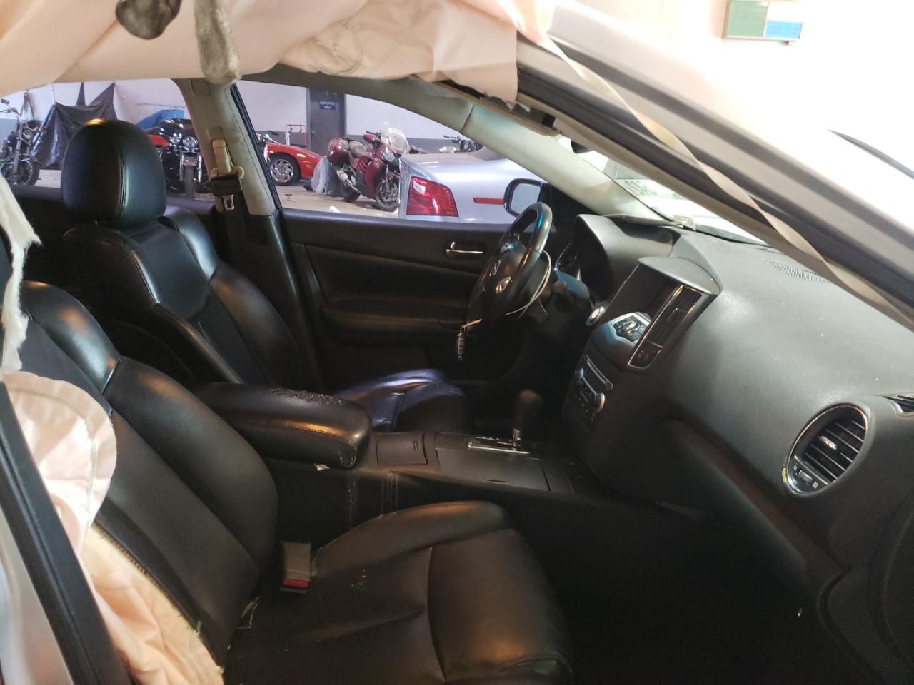 Photo 5 from auction – 2009 NISSAN MAXIMA S with VIN 1N4AA51E59C801422