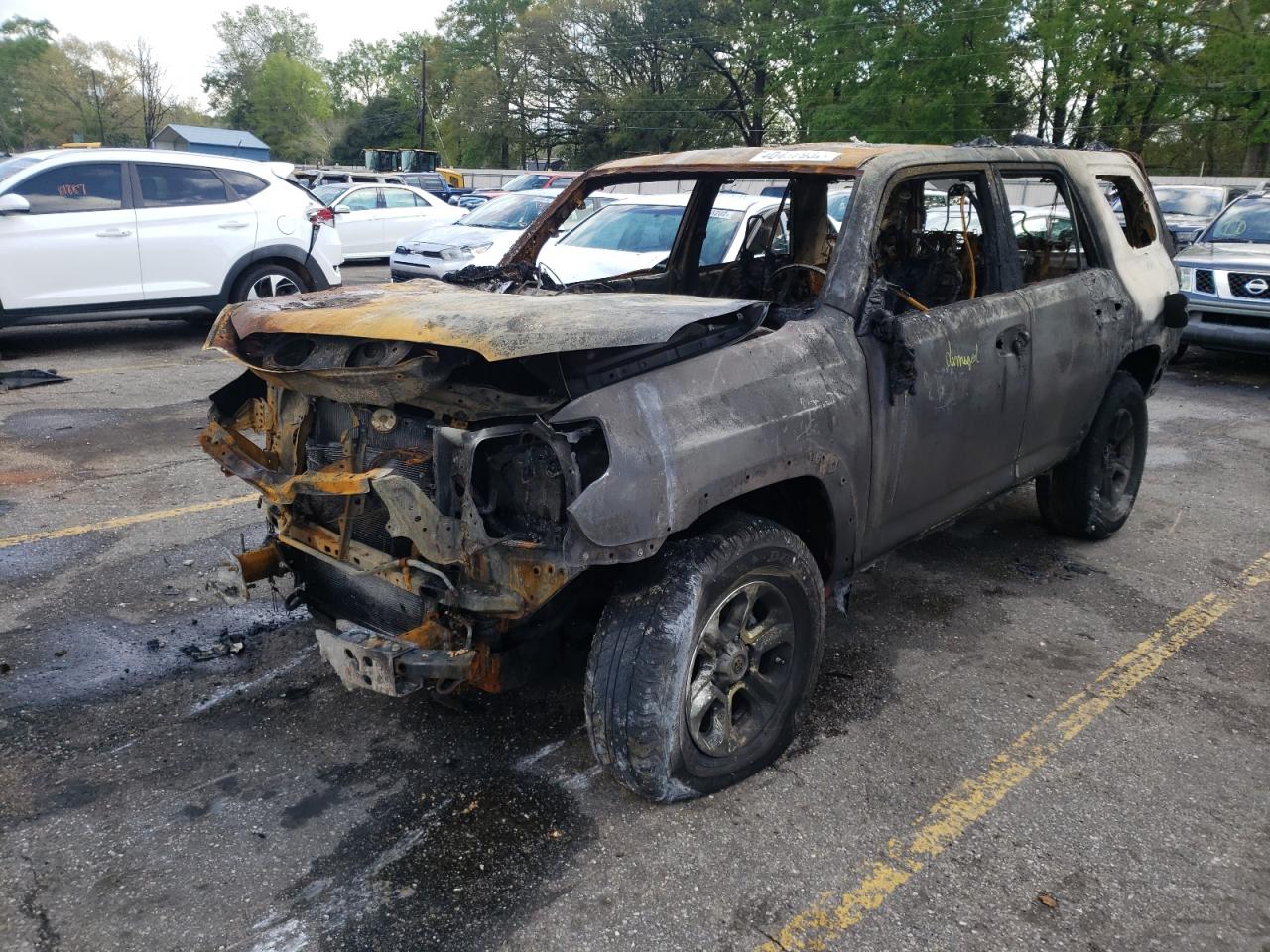 Photo 2 from auction – 2018 TOYOTA 4RUNNER SR with VIN JTEZU5JR9J5173134