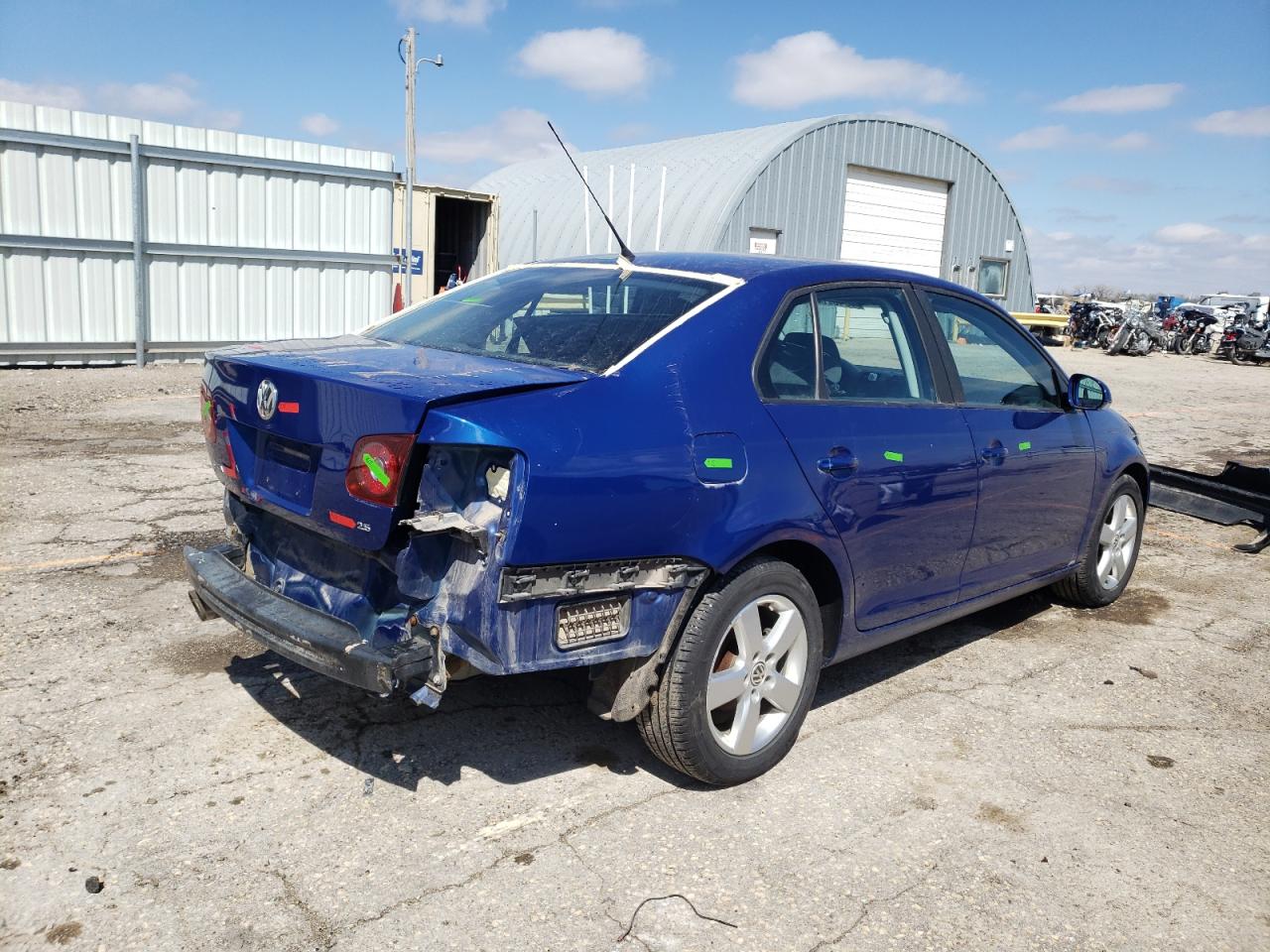 Photo 4 from auction – 2008 VOLKSWAGEN JETTA S with VIN 3VWJM71K98M092295