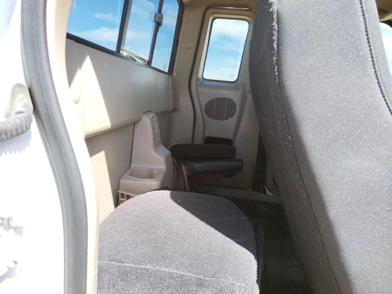 Photo 6 from auction – 2005 FORD RANGER SUP with VIN 1FTYR44U75PA05949
