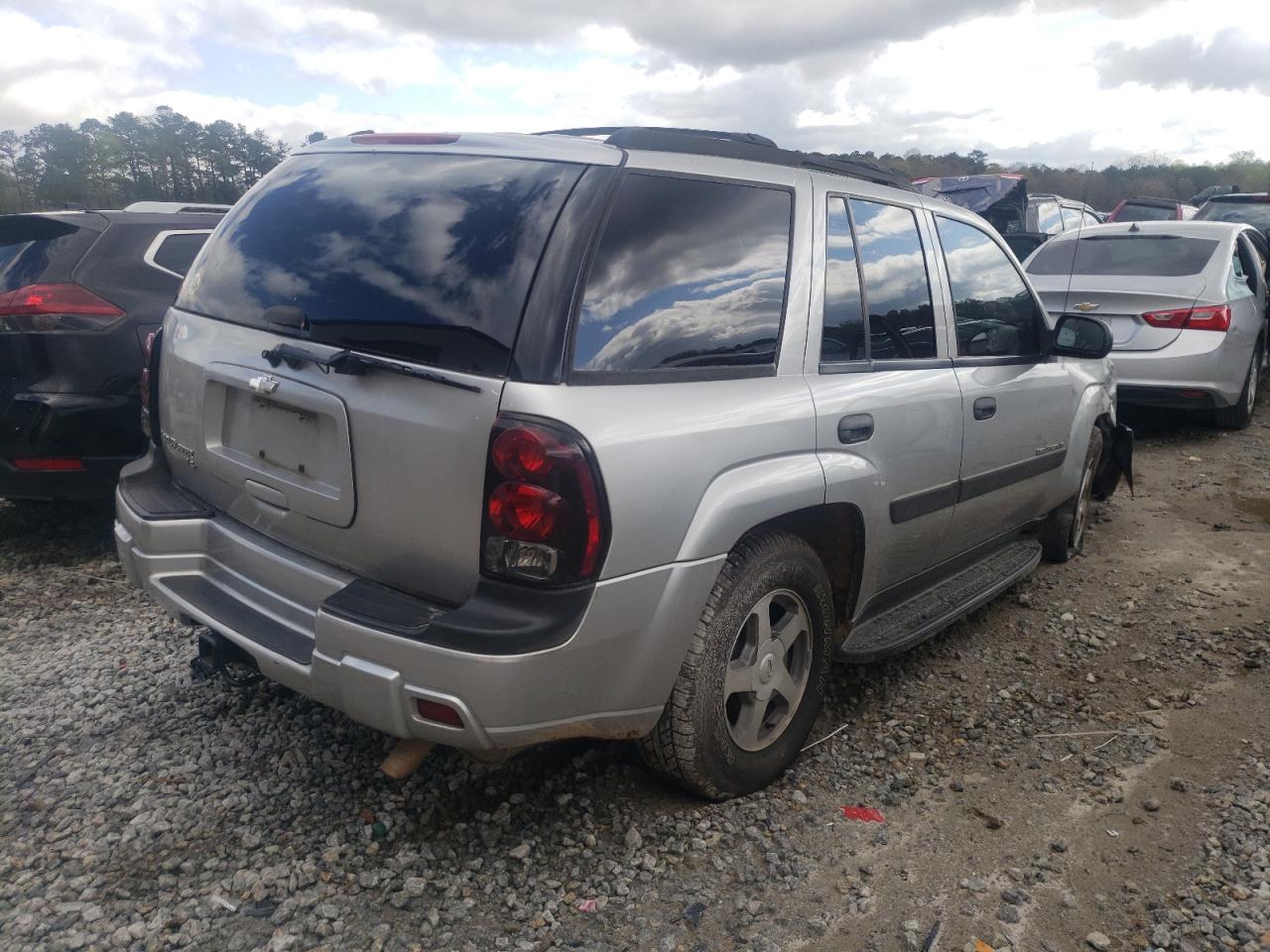 Photo 4 from auction – 2005 CHEVROLET TRAILBLAZE with VIN 1GNDS13S352144384
