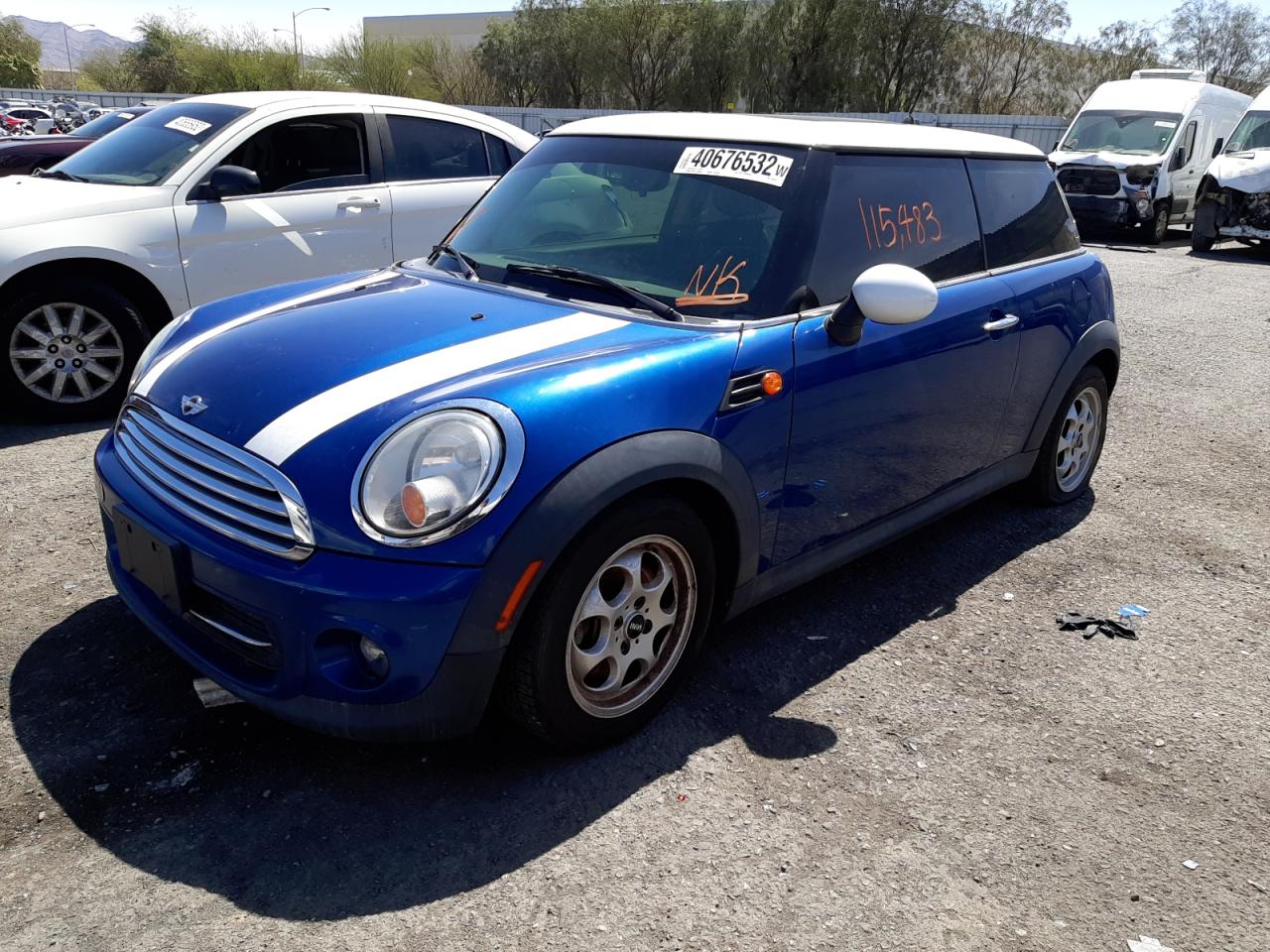 Photo 2 from auction – 2013 MINI COOPER with VIN WMWSU3C56DT548169